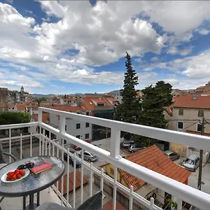 Via Porto Gasthof Split